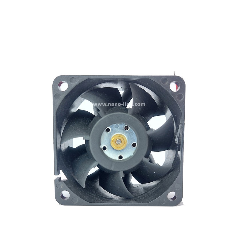 فن 12 ولت 1.2 آمپر بلبرینگی سایز 3.8*6*6